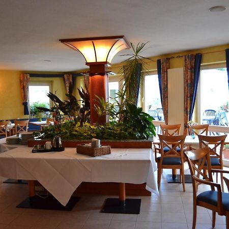 Hotel Am Kunnerstein 奥古斯都堡 外观 照片