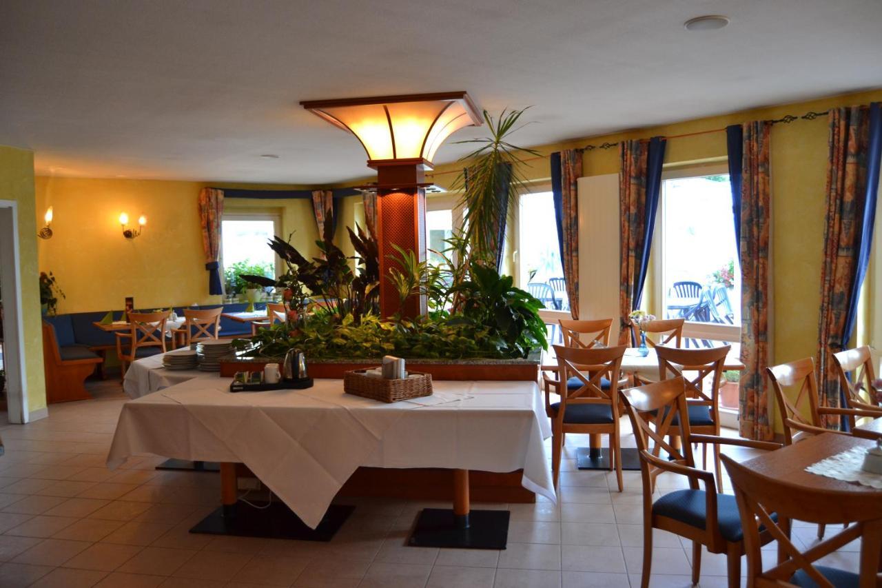 Hotel Am Kunnerstein 奥古斯都堡 外观 照片