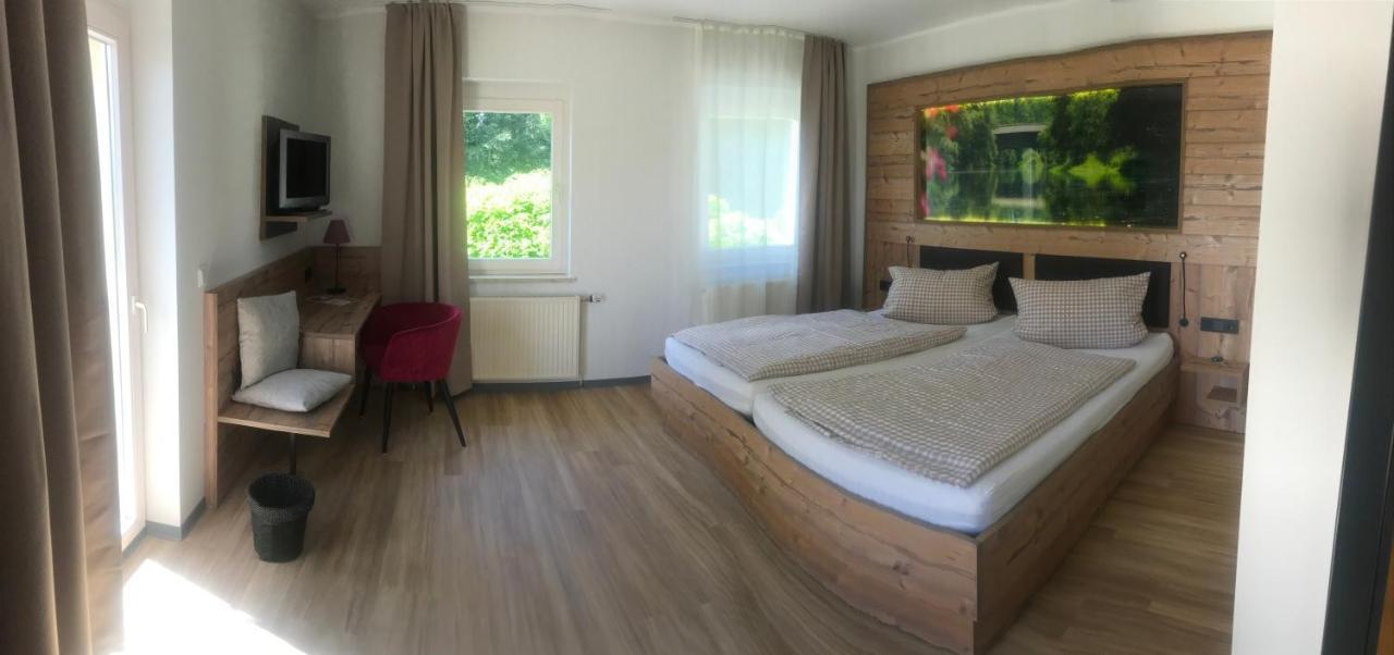 Hotel Am Kunnerstein 奥古斯都堡 外观 照片